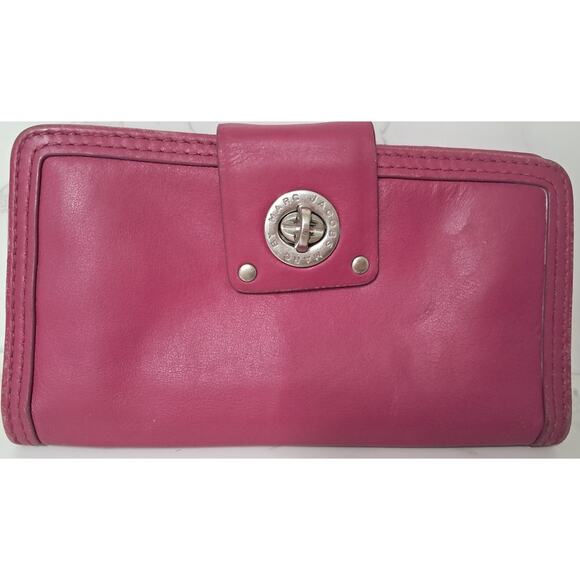 Marc by Marc Jacobs Hot Pink Leather Clutch Wallet with Gold Turn Lock - Picture 1 of 7